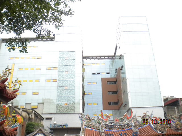 長和宮香客行政大樓